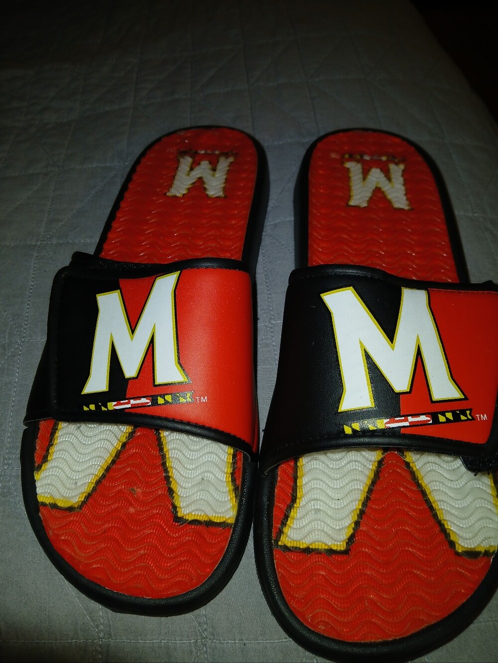 & Other Stories Men’s Red and Black Slide Sandals with White 'M' Logo